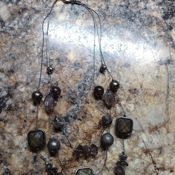 NY Collection 3 Layer Beaded Necklace - Picture 8 of 9